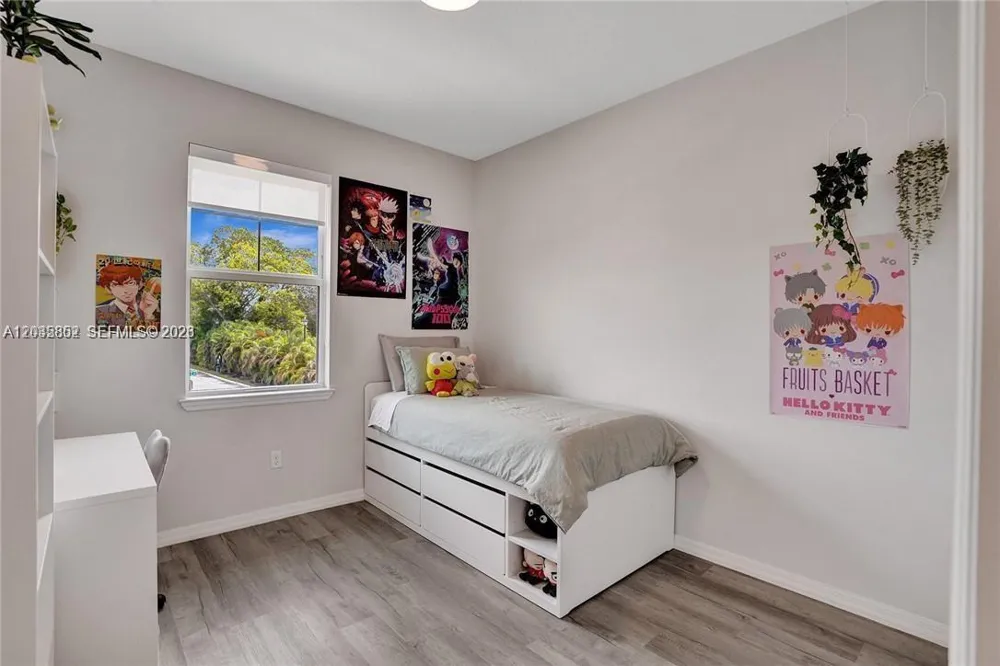 5140 Eucalyptus Dr #5 Hollywood, FL 33021