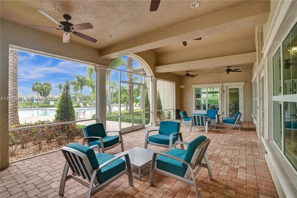 5140 Eucalyptus Dr #5 Hollywood, FL 33021
