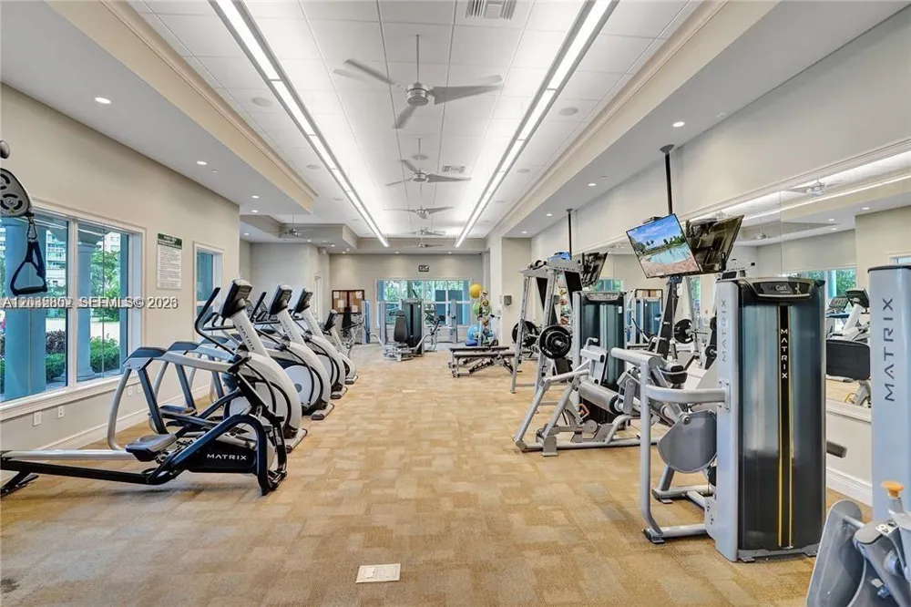 5140 Eucalyptus Dr #5 Hollywood, FL 33021