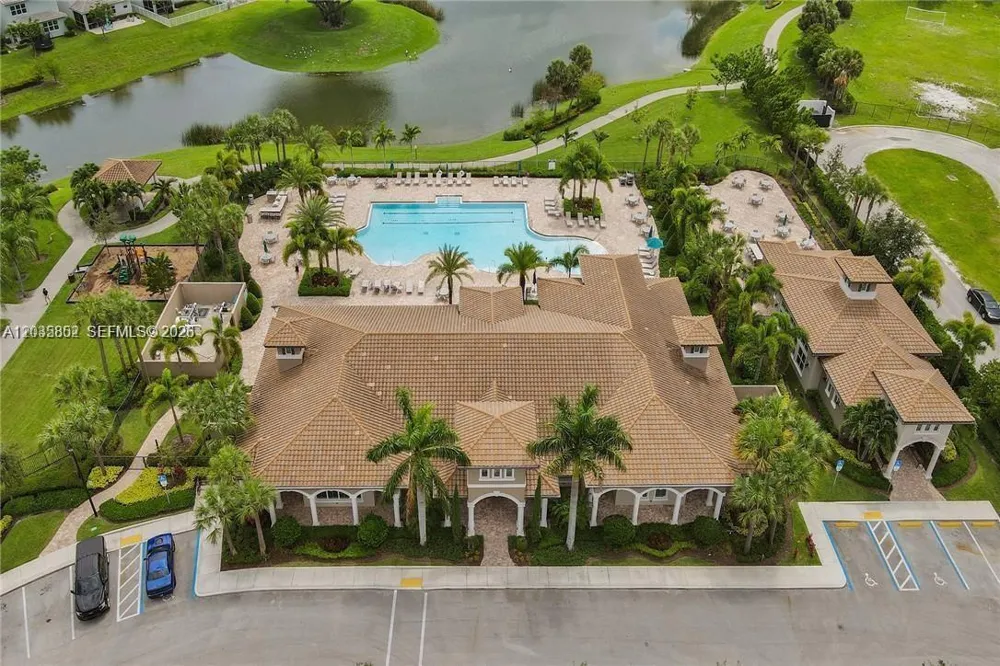 5140 Eucalyptus Dr #5 Hollywood, FL 33021