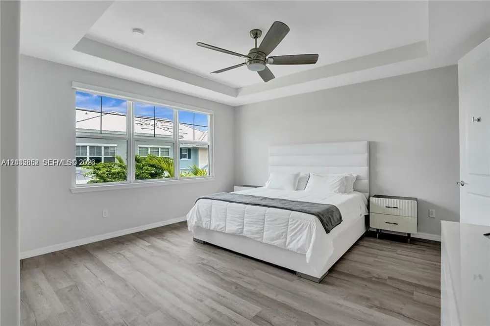 5140 Eucalyptus Dr #5 Hollywood, FL 33021