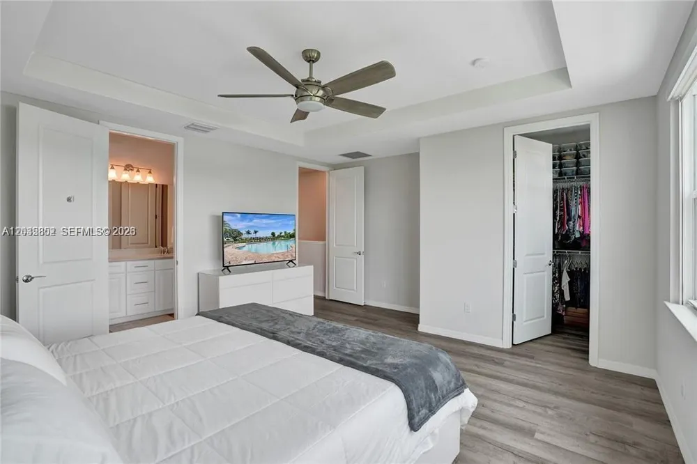 5140 Eucalyptus Dr #5 Hollywood, FL 33021