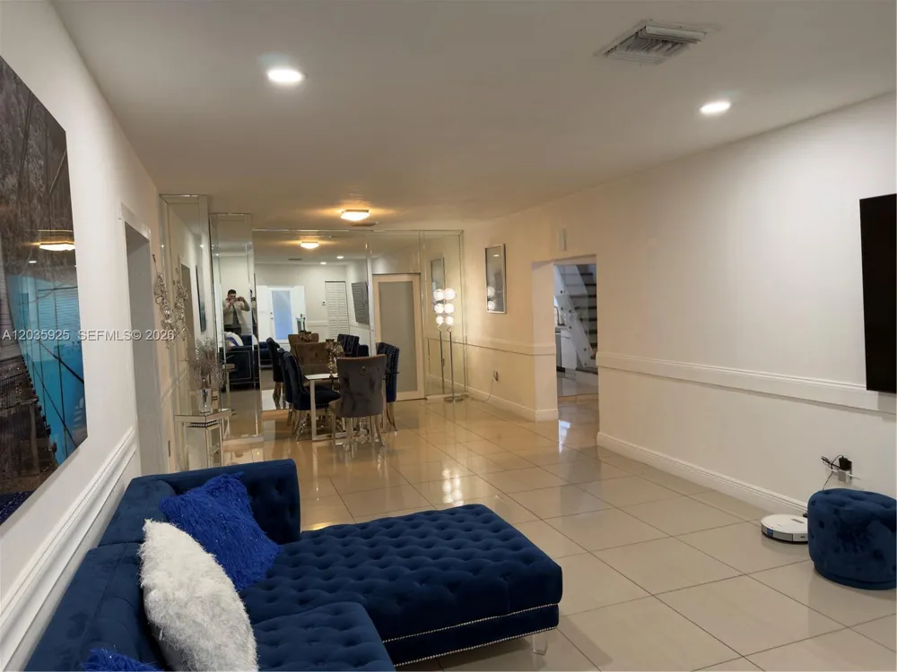 224 E 42nd St Hialeah, FL 33013