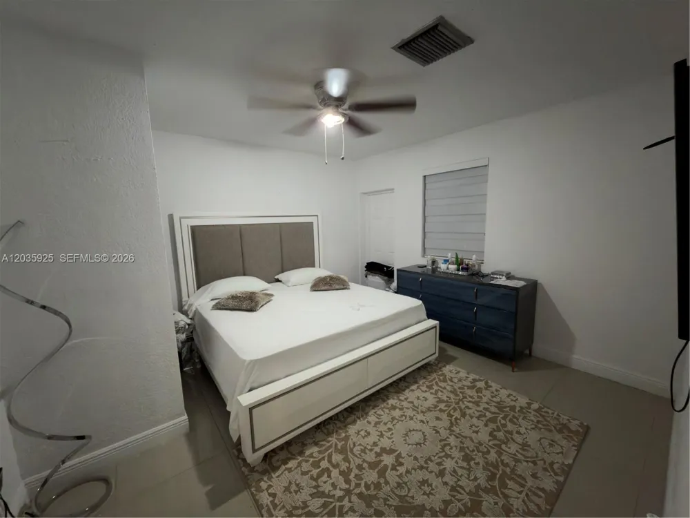 224 E 42nd St Hialeah, FL 33013