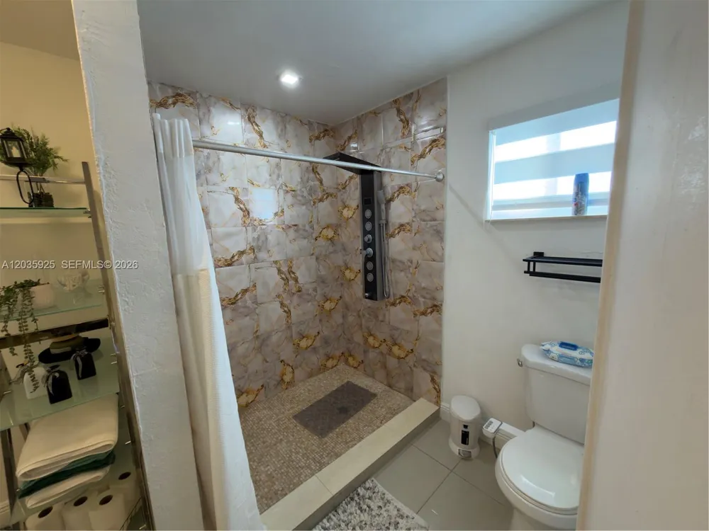 224 E 42nd St Hialeah, FL 33013