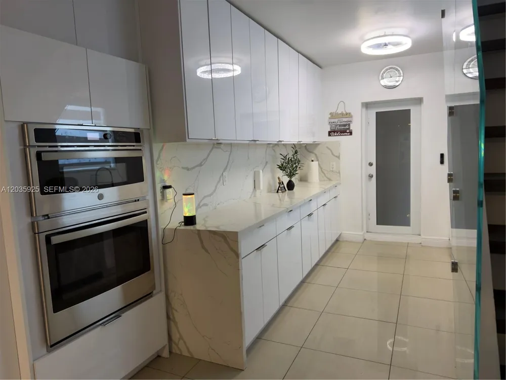 224 E 42nd St Hialeah, FL 33013