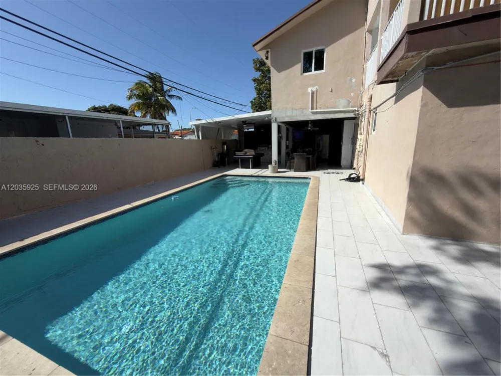 224 E 42nd St Hialeah, FL 33013