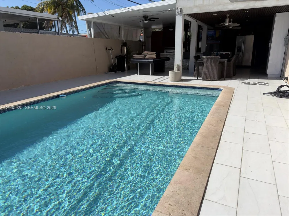224 E 42nd St Hialeah, FL 33013