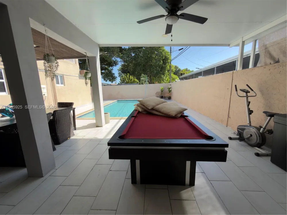 224 E 42nd St Hialeah, FL 33013