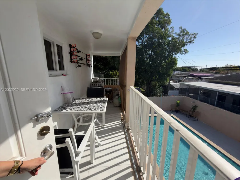 224 E 42nd St Hialeah, FL 33013