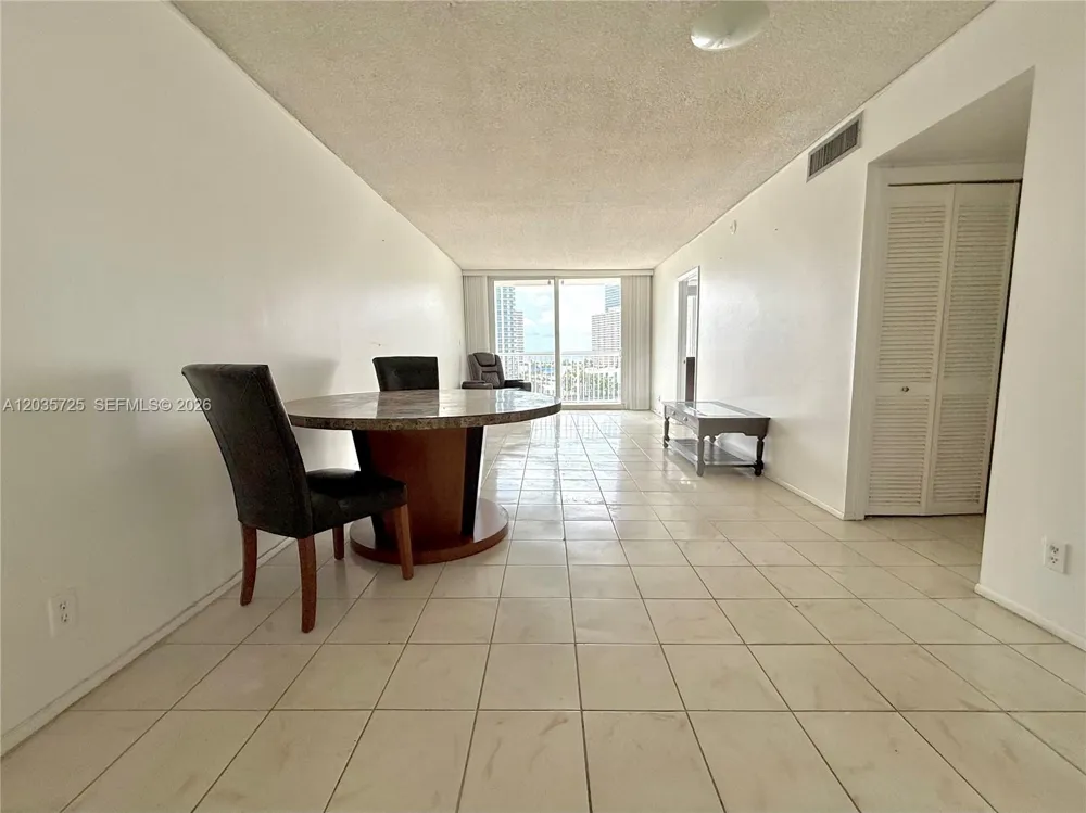 121 Golden Isles Dr #904 Hallandale Beach, FL 33009