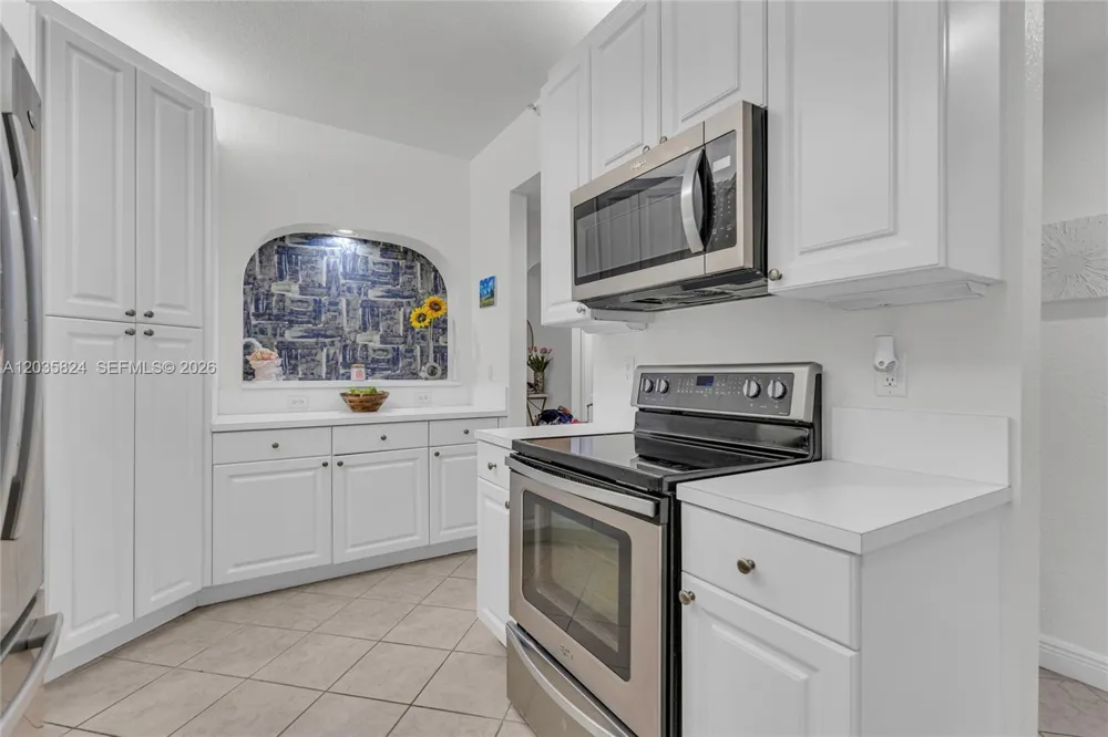 10710 NW 66th St #104 Doral, FL 33178