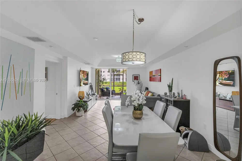 10710 NW 66th St #104 Doral, FL 33178