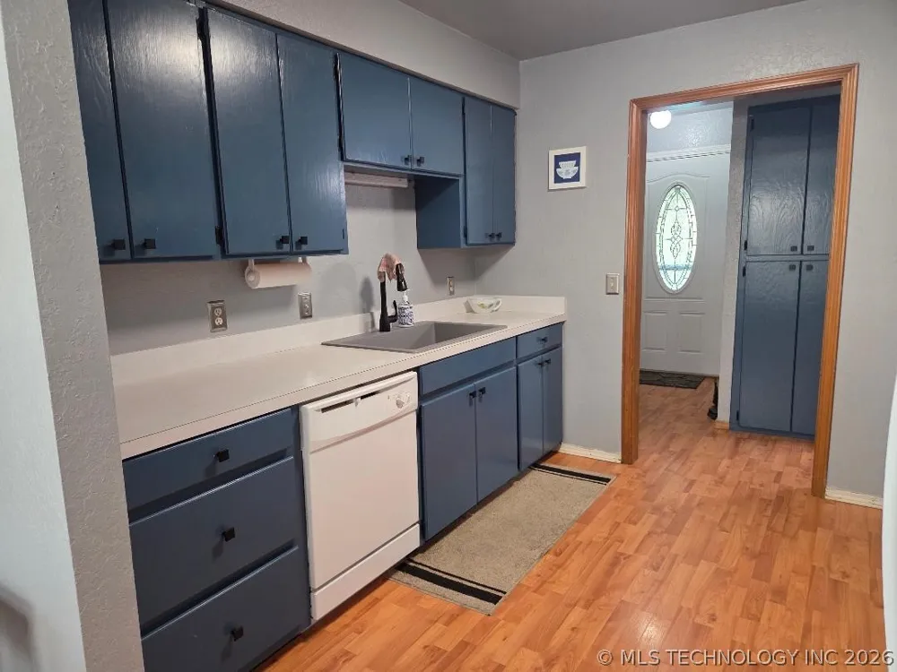 15 Ridgeway Lane Eufaula, OK 74432