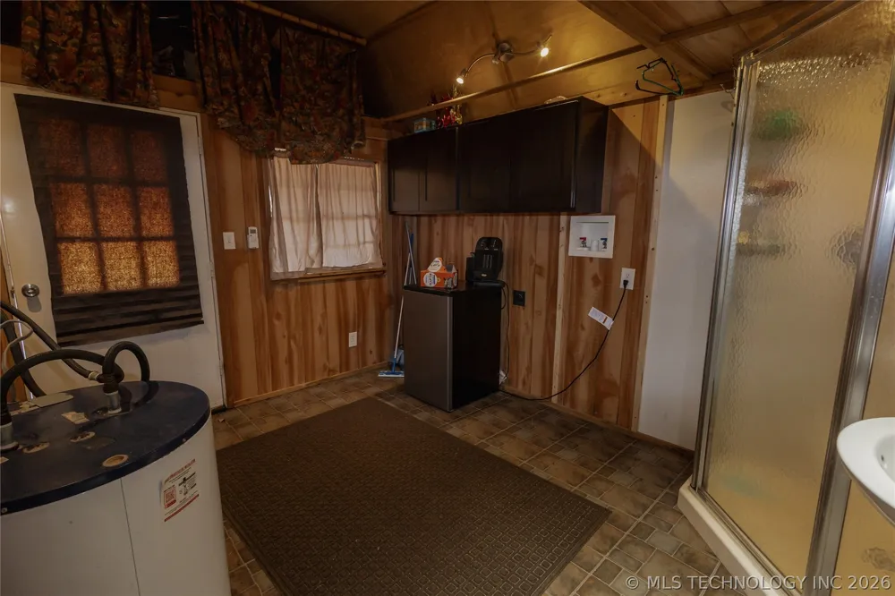 37801 County Road 492 Road Eucha, OK 74342