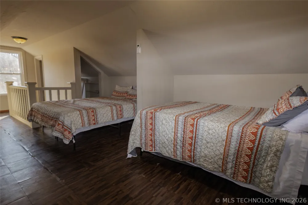 37801 County Road 492 Road Eucha, OK 74342