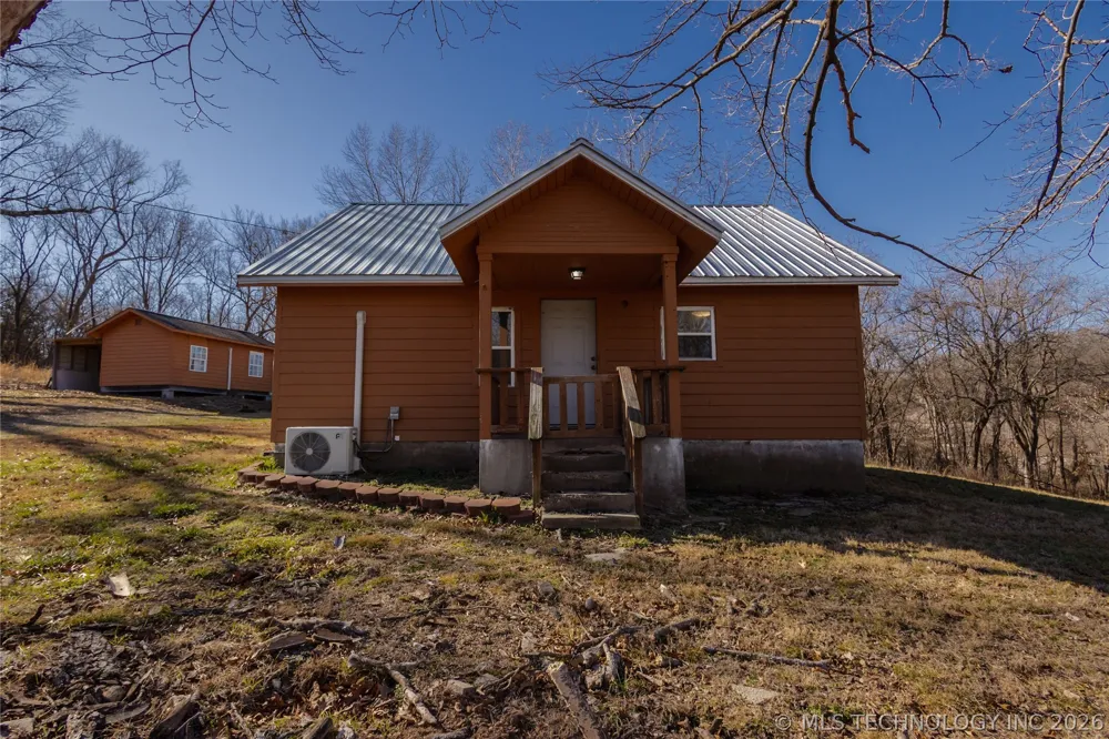 37801 County Road 492 Road Eucha, OK 74342