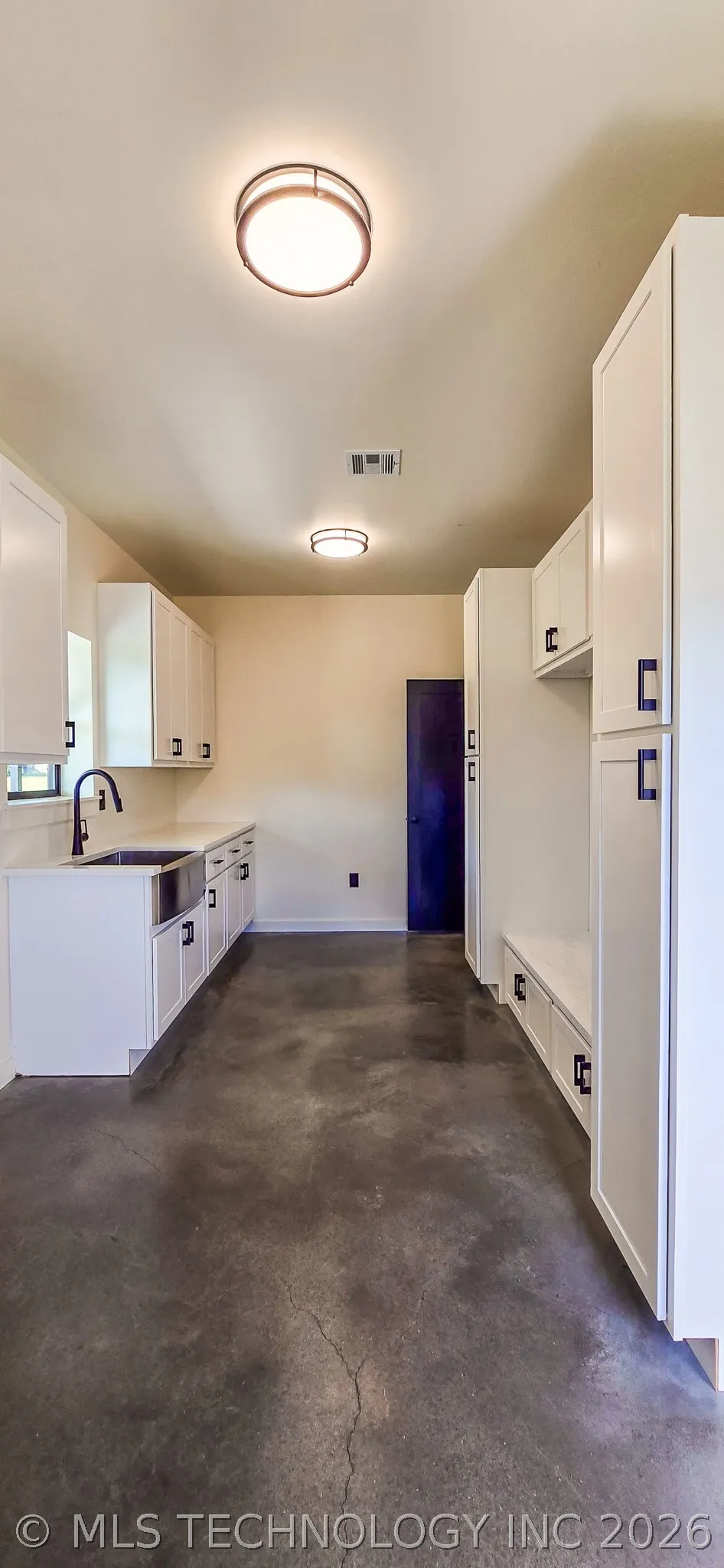 64 Reagan Drive Eufaula, OK 74432