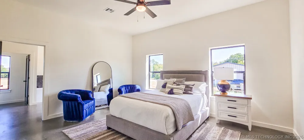 64 Reagan Drive Eufaula, OK 74432