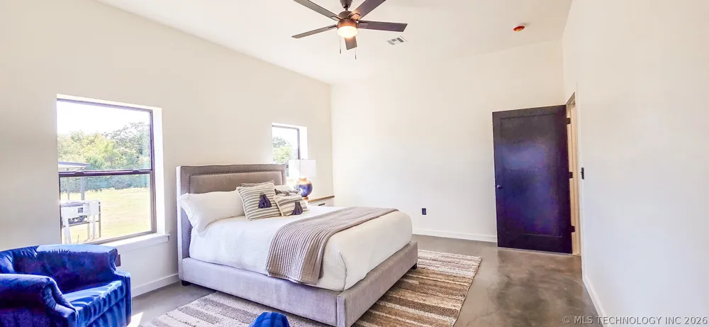 64 Reagan Drive Eufaula, OK 74432