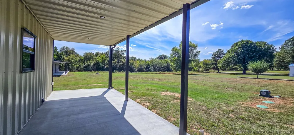64 Reagan Drive Eufaula, OK 74432