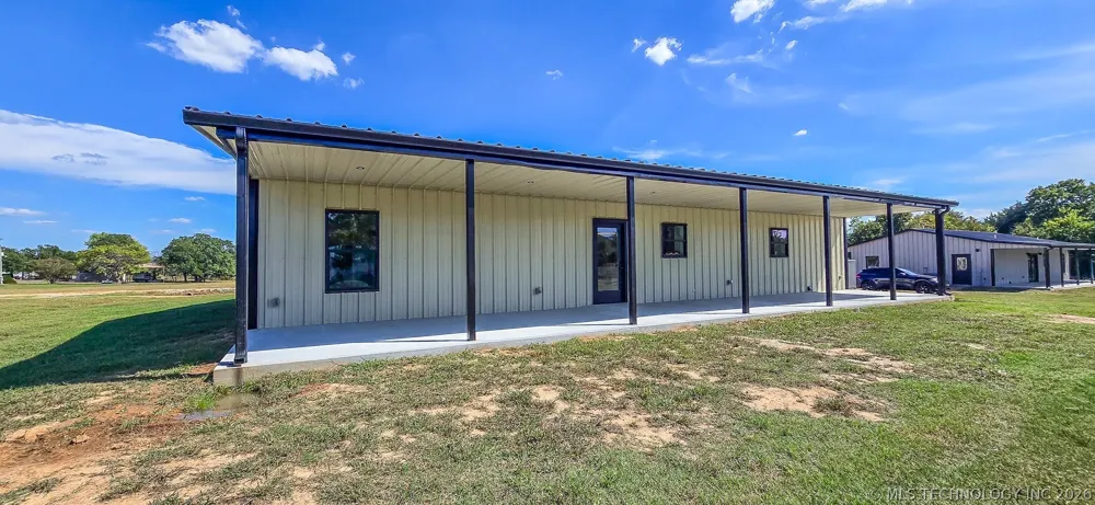 64 Reagan Drive Eufaula, OK 74432
