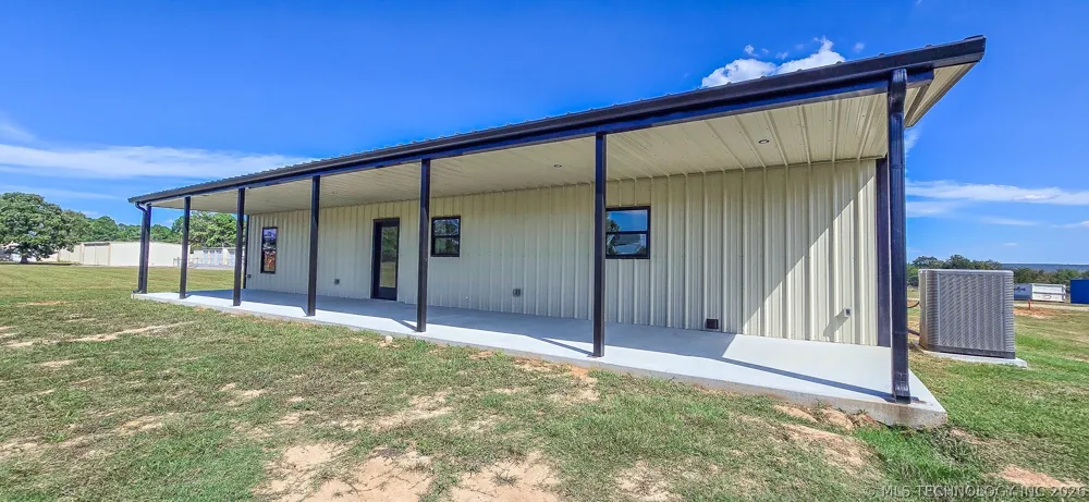 64 Reagan Drive Eufaula, OK 74432