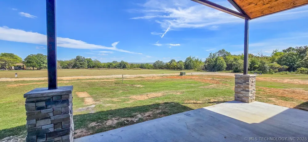 64 Reagan Drive Eufaula, OK 74432