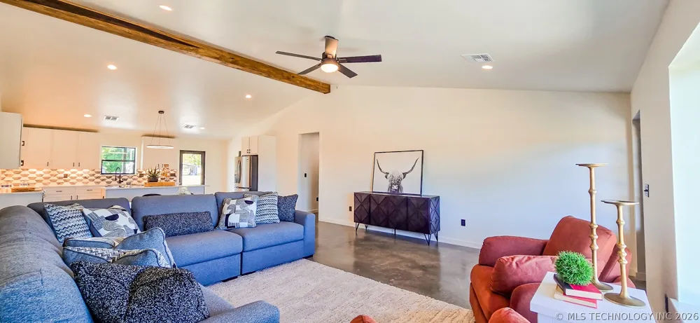 64 Reagan Drive Eufaula, OK 74432
