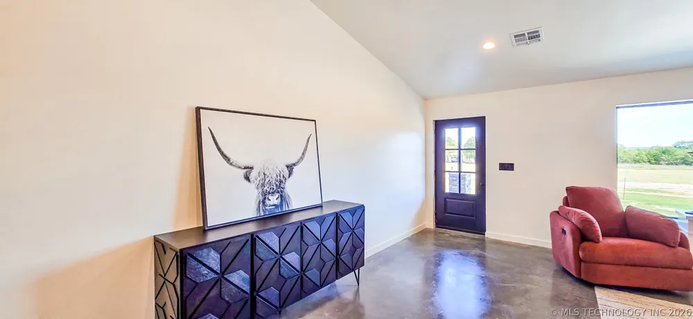 64 Reagan Drive Eufaula, OK 74432