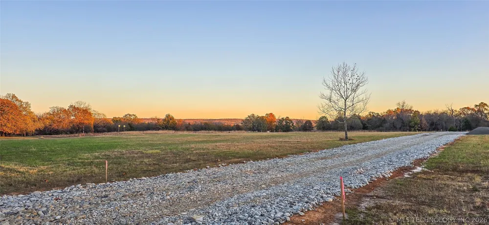 64 Reagan Drive Eufaula, OK 74432