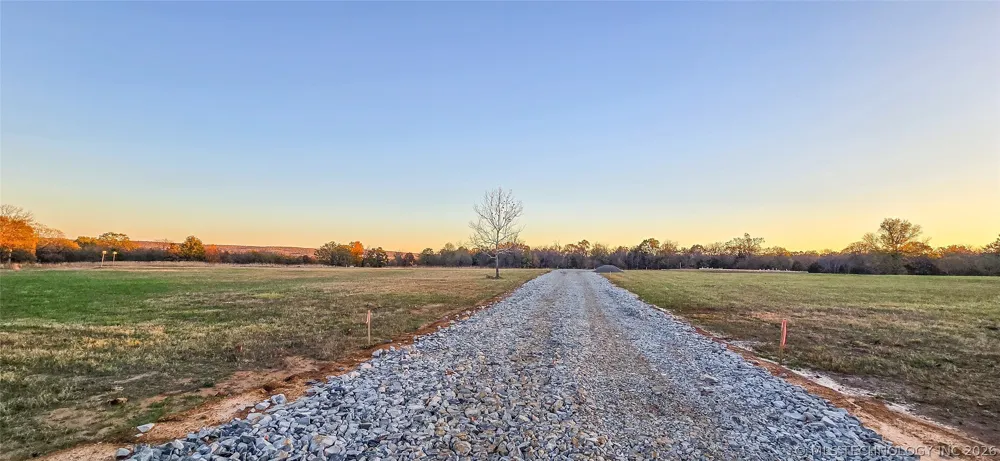 64 Reagan Drive Eufaula, OK 74432