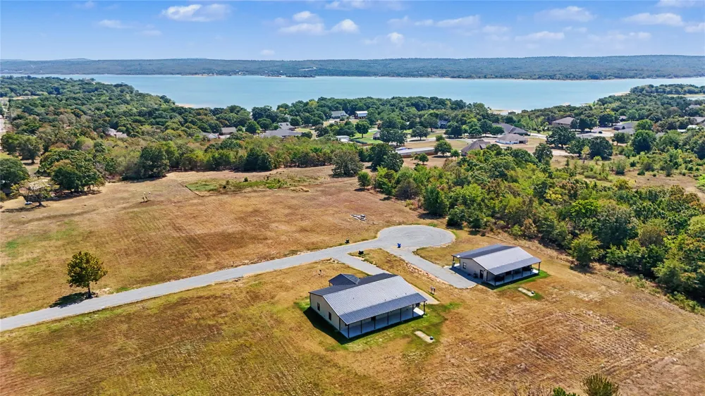 64 Reagan Drive Eufaula, OK 74432