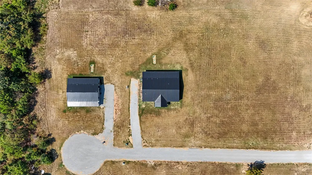 64 Reagan Drive Eufaula, OK 74432