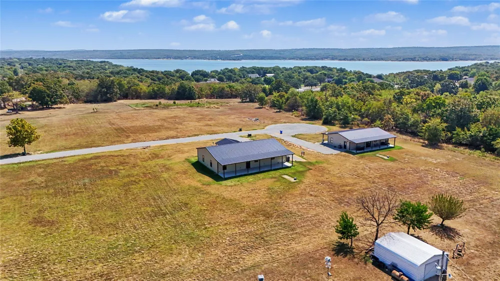 64 Reagan Drive Eufaula, OK 74432