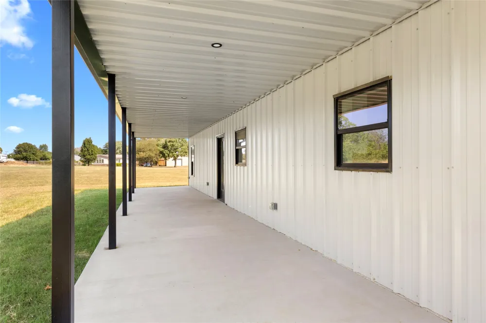 64 Reagan Drive Eufaula, OK 74432