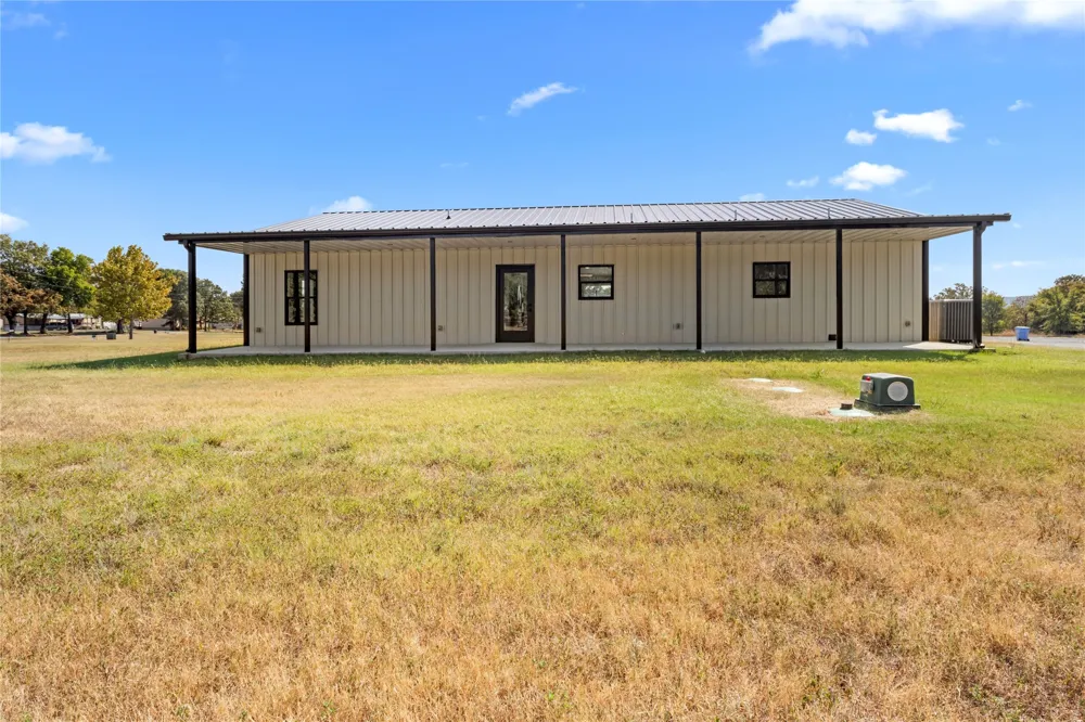 64 Reagan Drive Eufaula, OK 74432