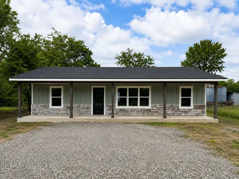 211 Manning Avenue