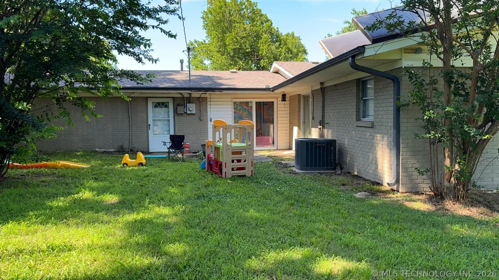 1014 SE 3rd Street Wagoner, OK 74467