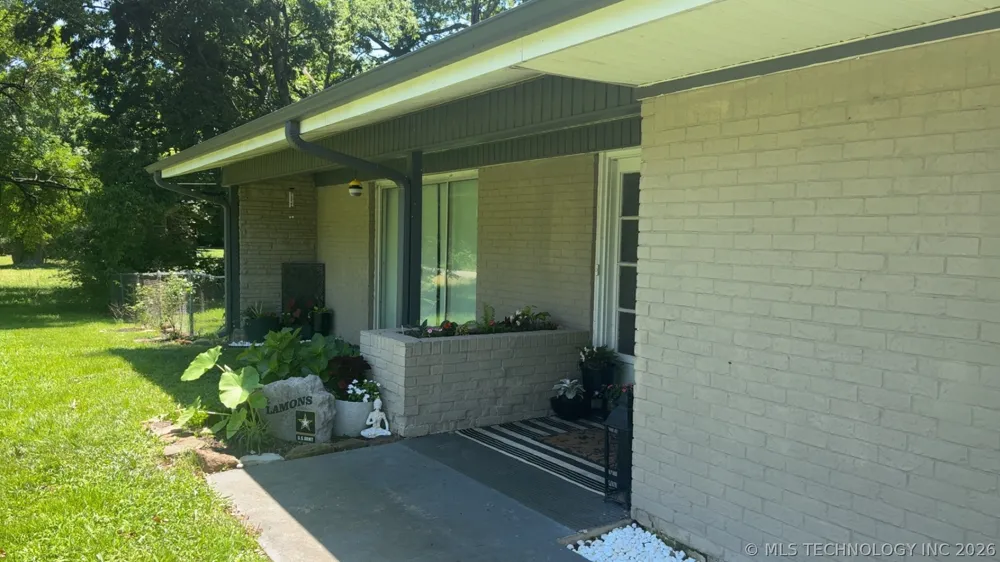1014 SE 3rd Street Wagoner, OK 74467
