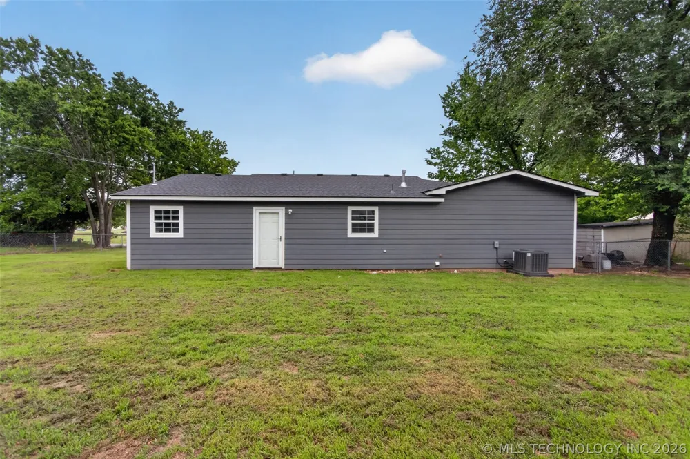 703 Saltwell Street Salina, OK 74365