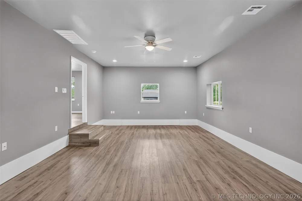703 Saltwell Street Salina, OK 74365