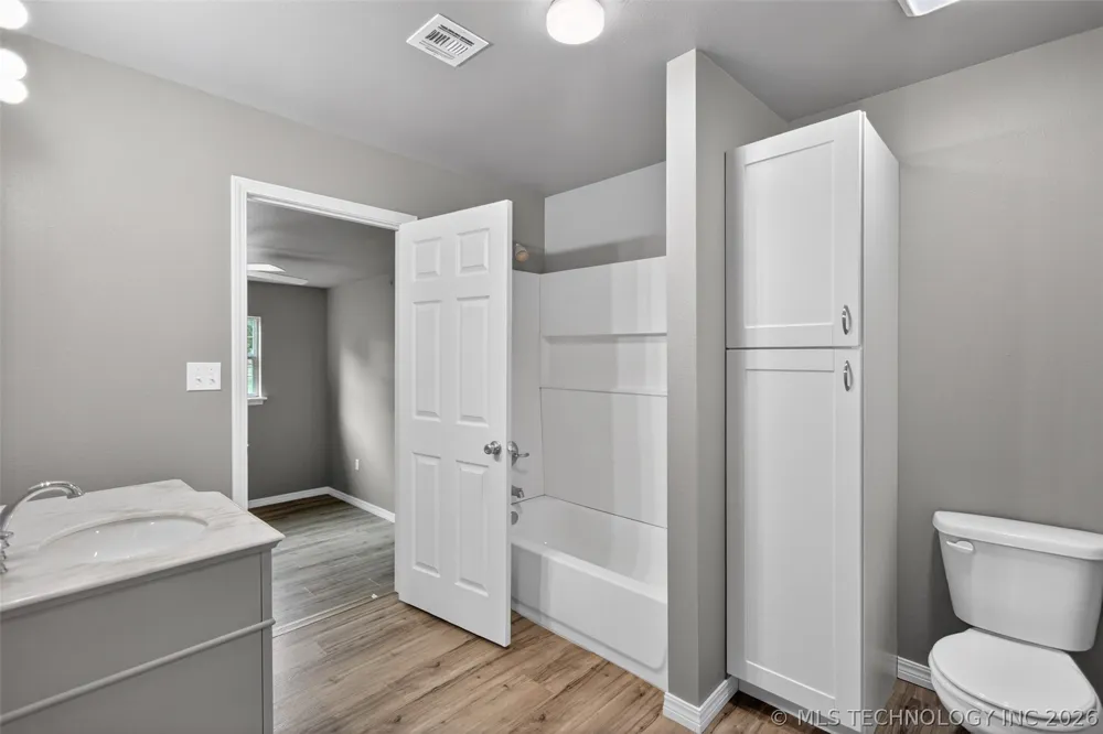 703 Saltwell Street Salina, OK 74365