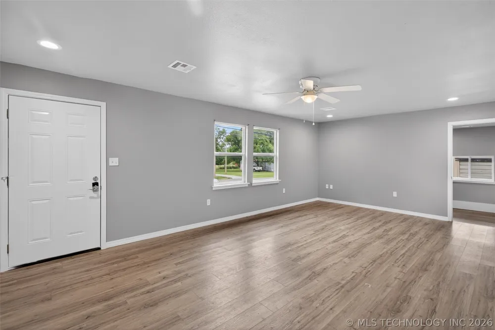 703 Saltwell Street Salina, OK 74365