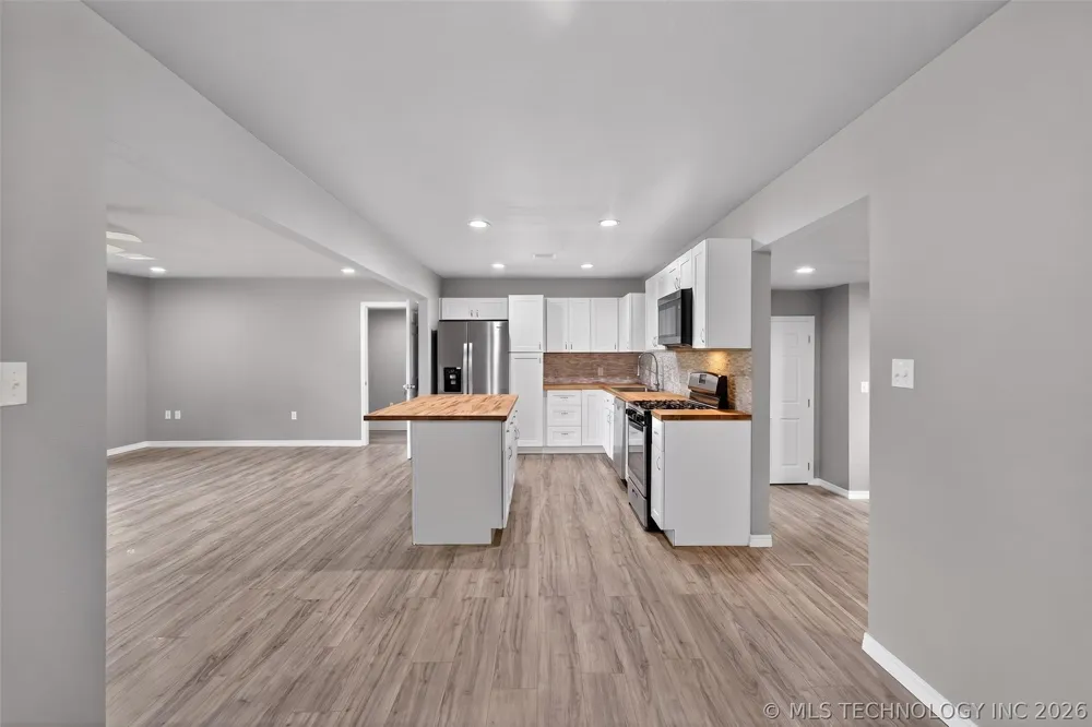 703 Saltwell Street Salina, OK 74365