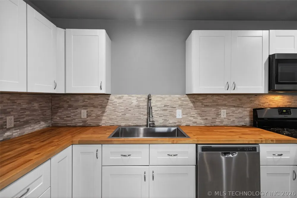 703 Saltwell Street Salina, OK 74365