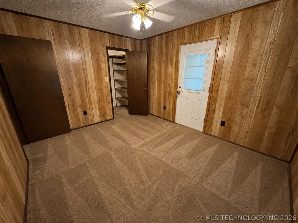 156 S Ramsey Caney, OK 74533