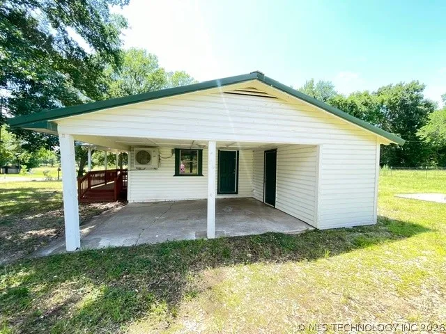 464025 Highway 141 Gans, OK 74936