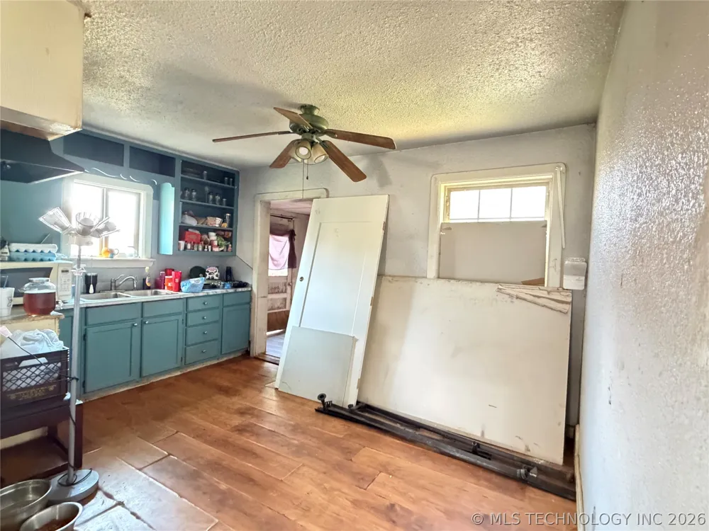 311 E 4th Avenue Bristow, OK 74010