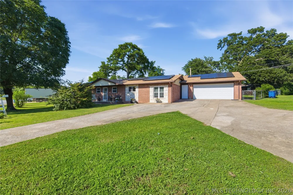 800 Ross Salina, OK 74365